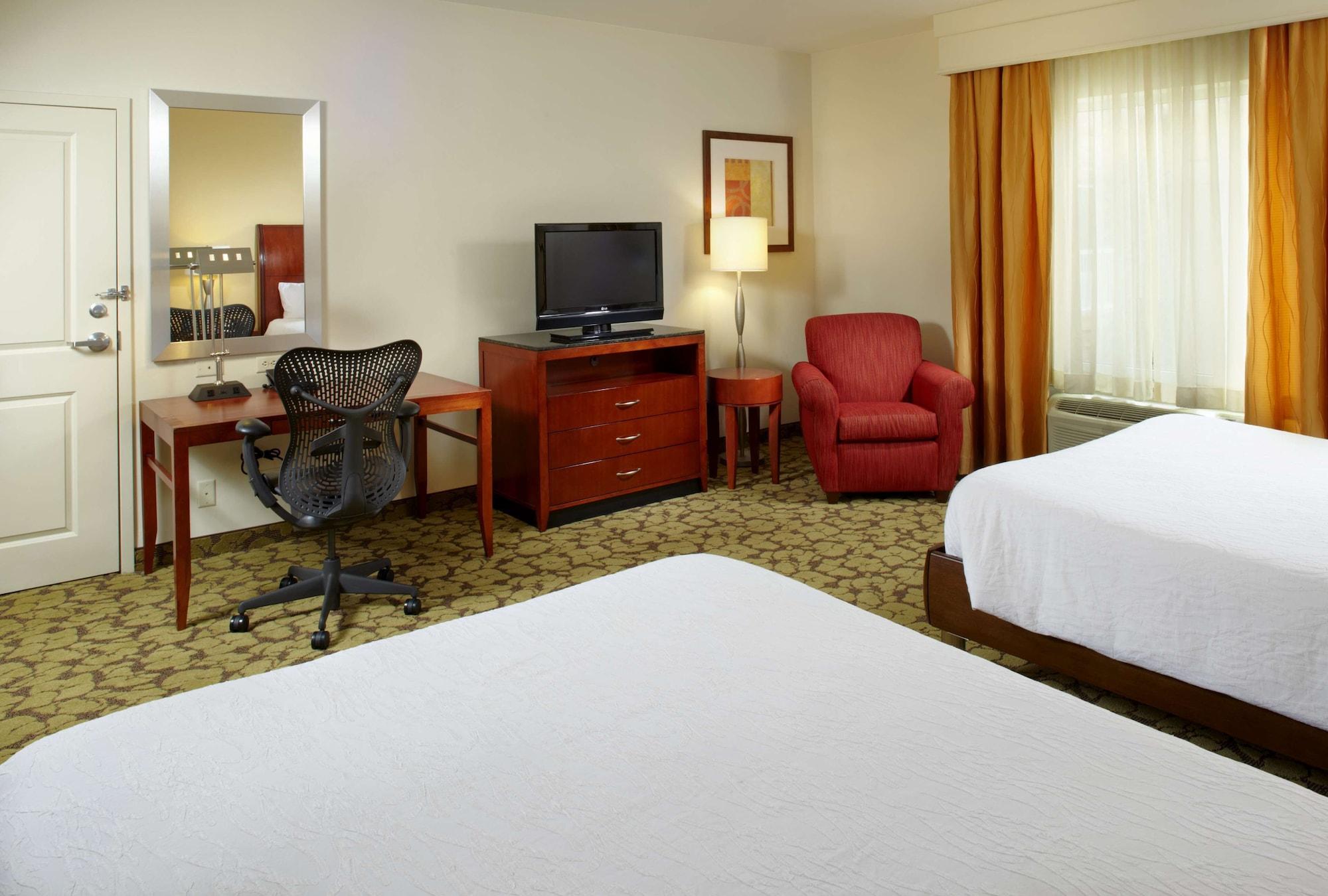 Hilton Garden Inn Dallas Arlington Exterior photo