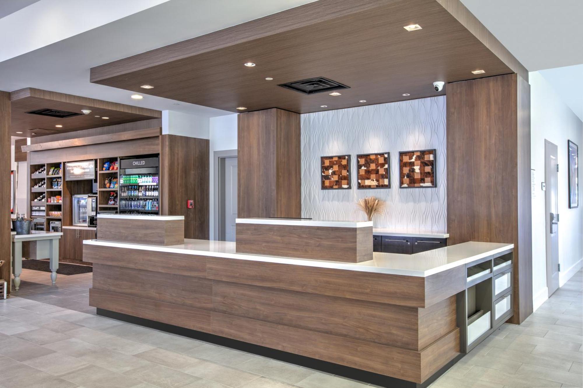 Hilton Garden Inn Dallas Arlington Exterior photo